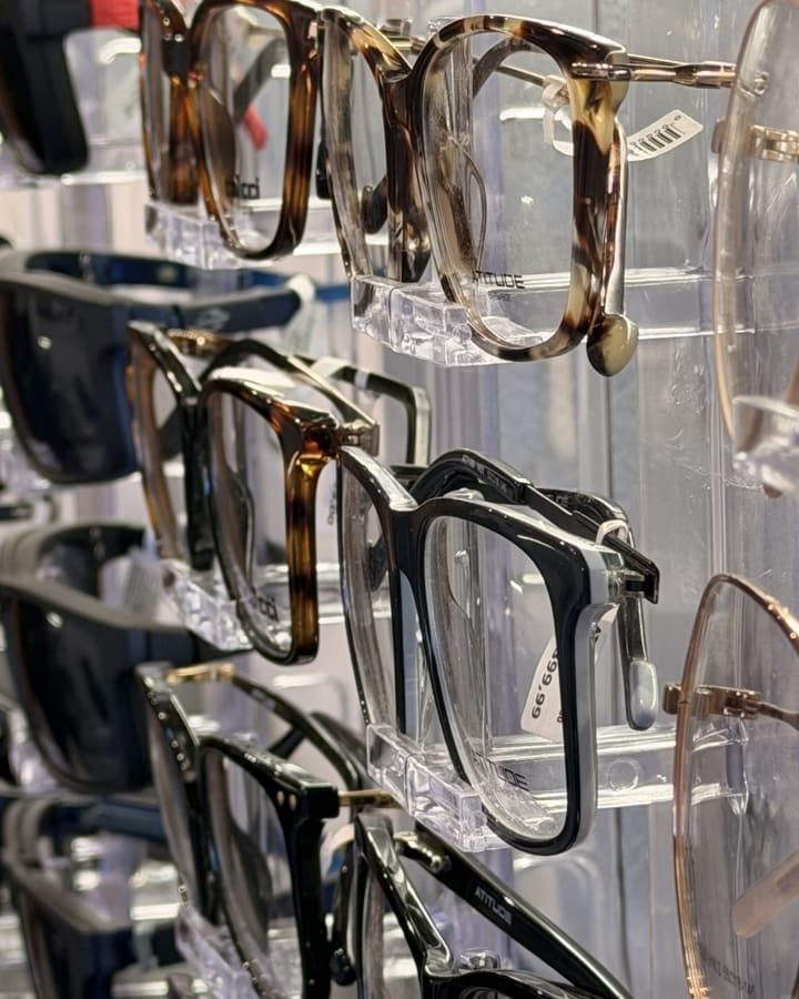 Fábio Ótica, detalhe armacoes